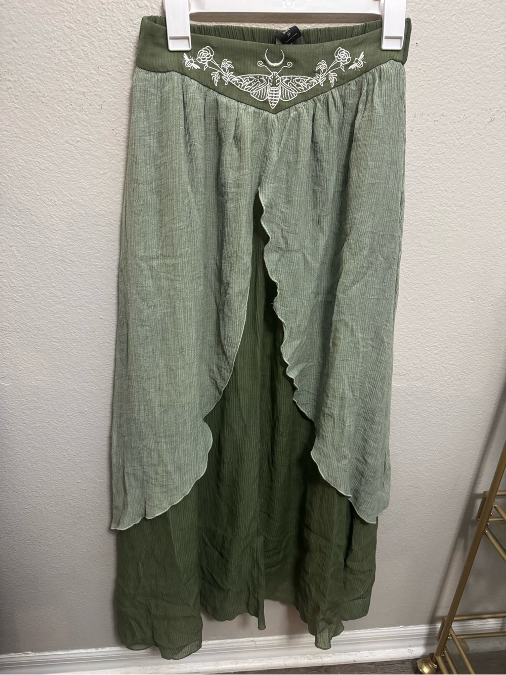 Boho Fairycore Green Layered Midi Skirt with Embroidered Waist